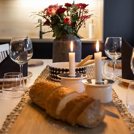 Rivitalokoti Joen Rannalla Apartment